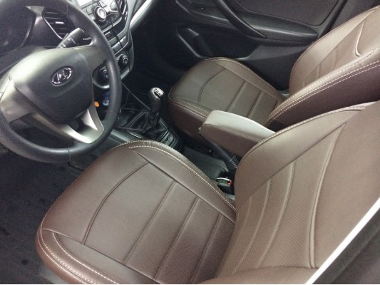 Авточехлы на Lada Vesta