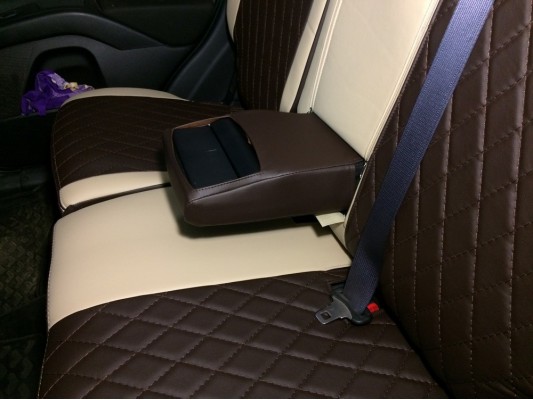 Авточехлы на Mitsubishi Outlander XL