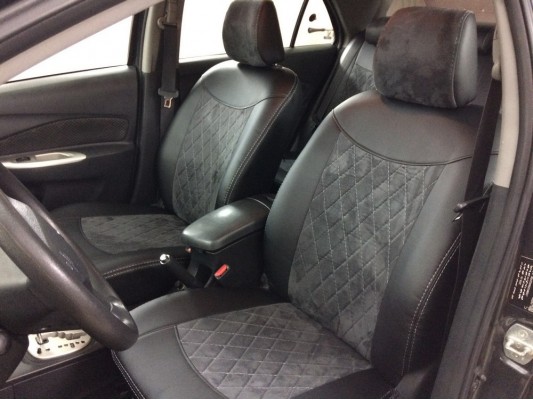 Авточехлы на Toyota Yaris