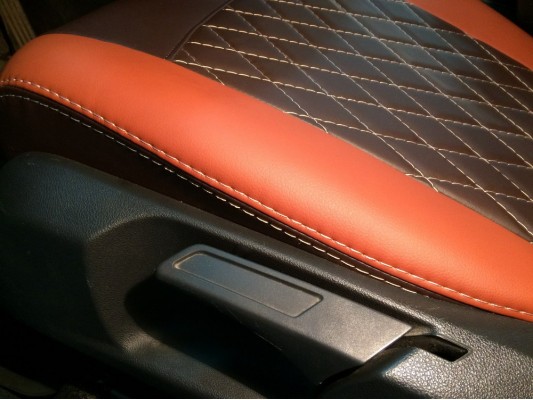 Авточехлы на Volkswagen Golf 6