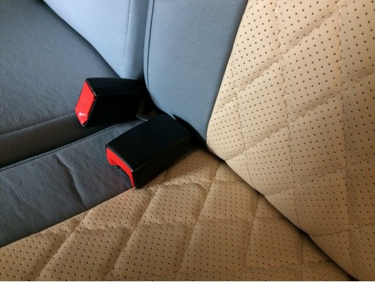 Авточехлы на Volkswagen Polo