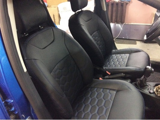 Каркасные авточехлы на Renault Sandero Stepway 2