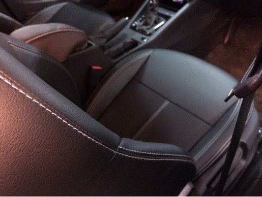 У вас другая модель авто? Каркасные авточехлы пошить сможем!