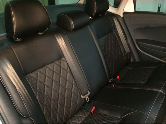 Каркасные авточехлы на Volkswagen Polo